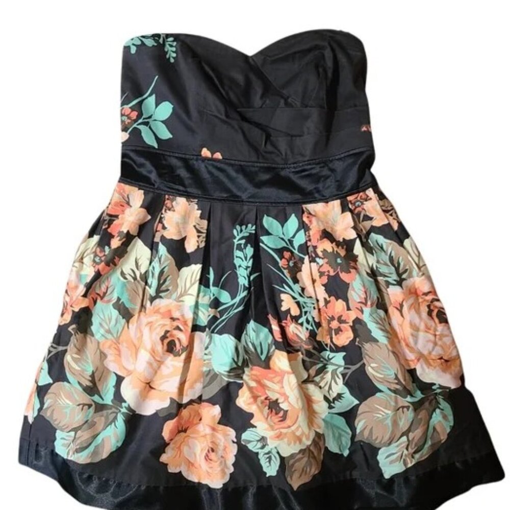 torrid Black Strapless Floral Fit-and-Flare Dress